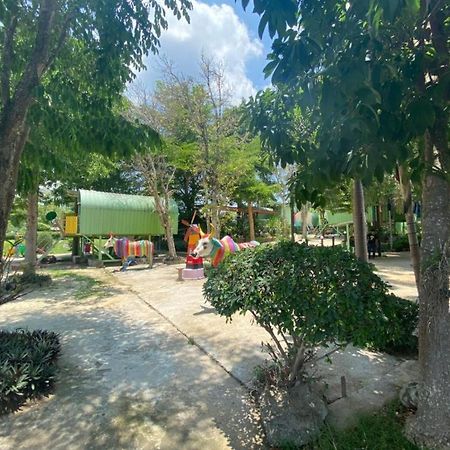 Oyo 966 Boss Khaoyai Hotell Ban Bung Toei Exteriör bild