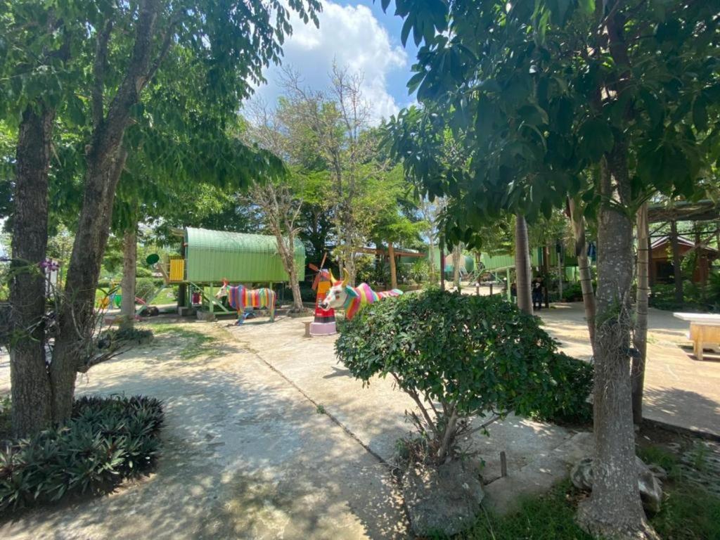 Oyo 966 Boss Khaoyai Hotell Ban Bung Toei Exteriör bild