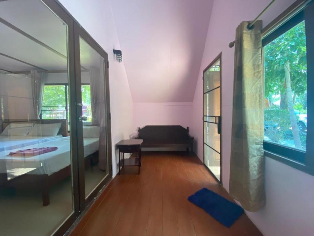 Oyo 966 Boss Khaoyai Hotell Ban Bung Toei Exteriör bild