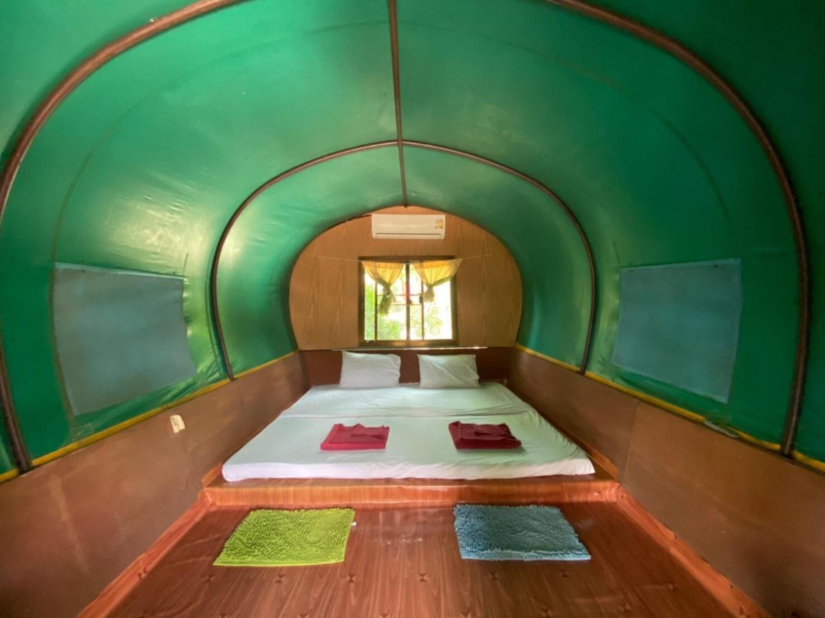 Oyo 966 Boss Khaoyai Hotell Ban Bung Toei Exteriör bild