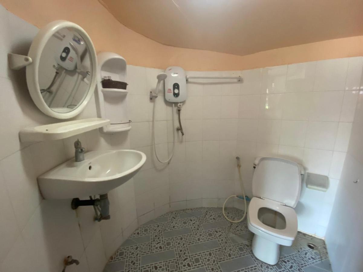 Oyo 966 Boss Khaoyai Hotell Ban Bung Toei Exteriör bild